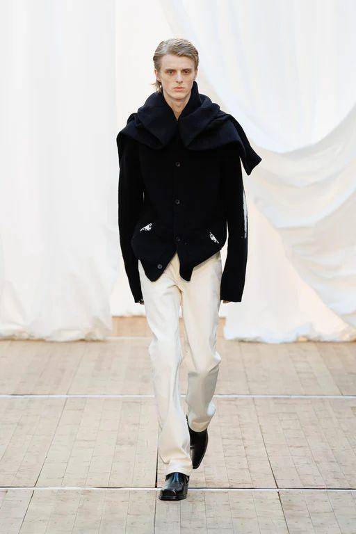 Bluemarble F/W 2025-26 di Paris Fashion Week Menswear (dok. Bluemarble Paris)