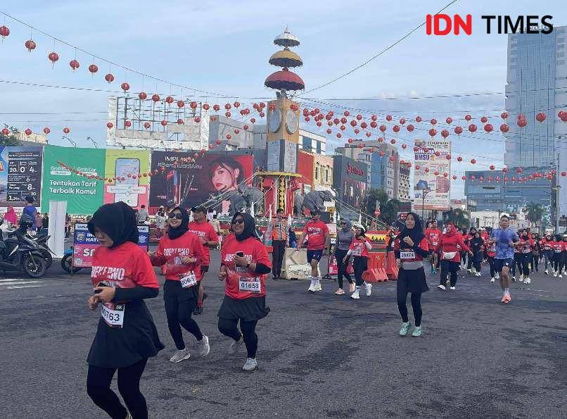 Ajang Soekarno Fun Run 5K digelar DPD PDI Perjuangan Lampung, Minggu (26/1/2025). (IDN Times/Tama Yudha Wiguna).
