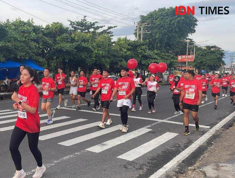 Ajang Soekarno Fun Run 5K digelar DPD PDI Perjuangan Lampung, Minggu (26/1/2025). (IDN Times/Tama Yudha Wiguna).
