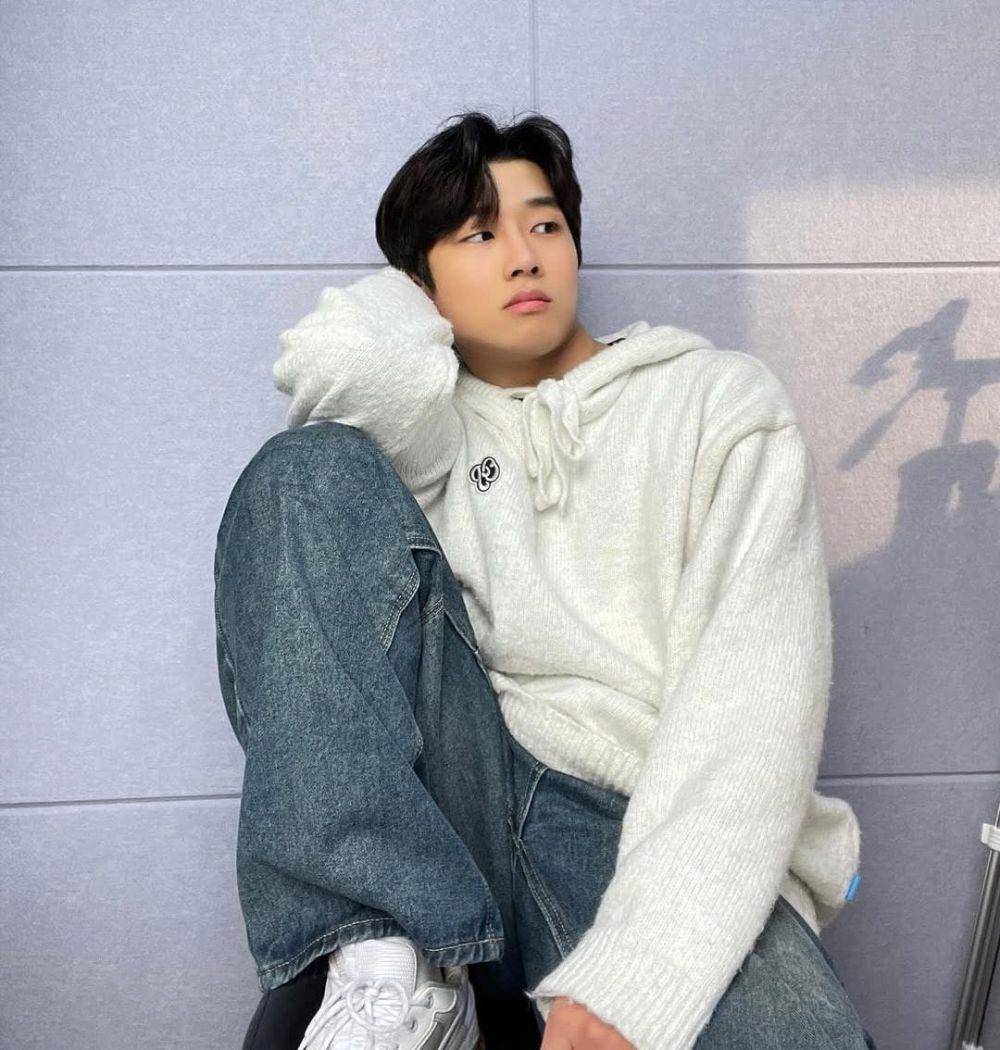 Shin Jae Won (instagram.com/shinjaeoneee)