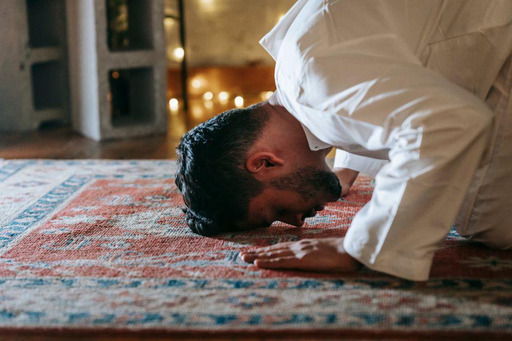 Sholat Nisfu Syaban Berapa Rakaat? Ini Penjelasan Lengkapnya