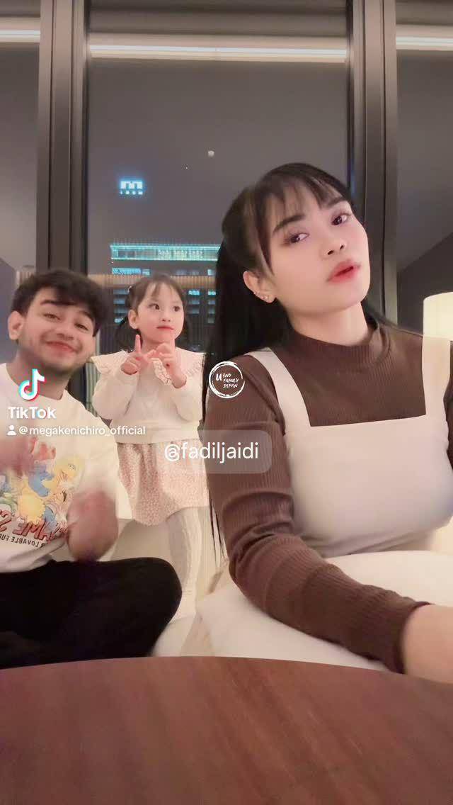 potret Mama Mega Ueno, Ritsuki dan Fadil Jaidi (instagram.com/mas_natsuki)