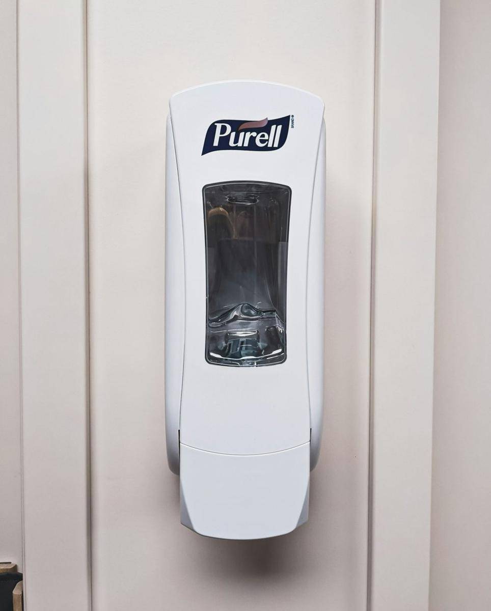 ilustrasi dispenser sabun (unsplash.com/Sigmund)
