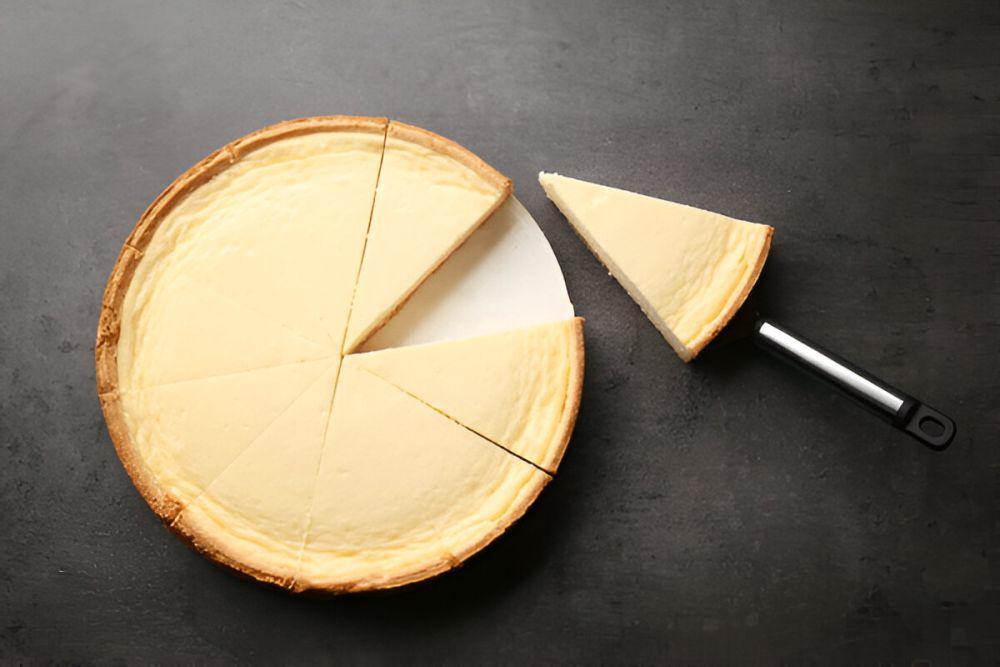 5 Rahasia Membuat Cheesecake yang Tidak Retak saat Dipanggang