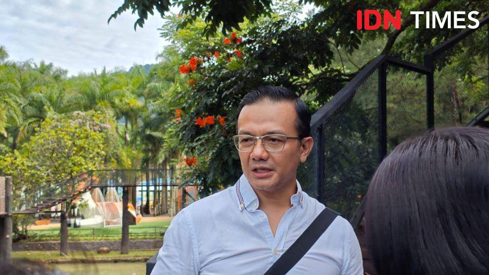 Alexander Zulkarnain, Senior Vice President Marketing Taman Safari Indonesia pada momen soft opening Enchanting Valley di Bogor, Minggu (25/1/2025). (IDN Times/Febriyanti Revitasari)