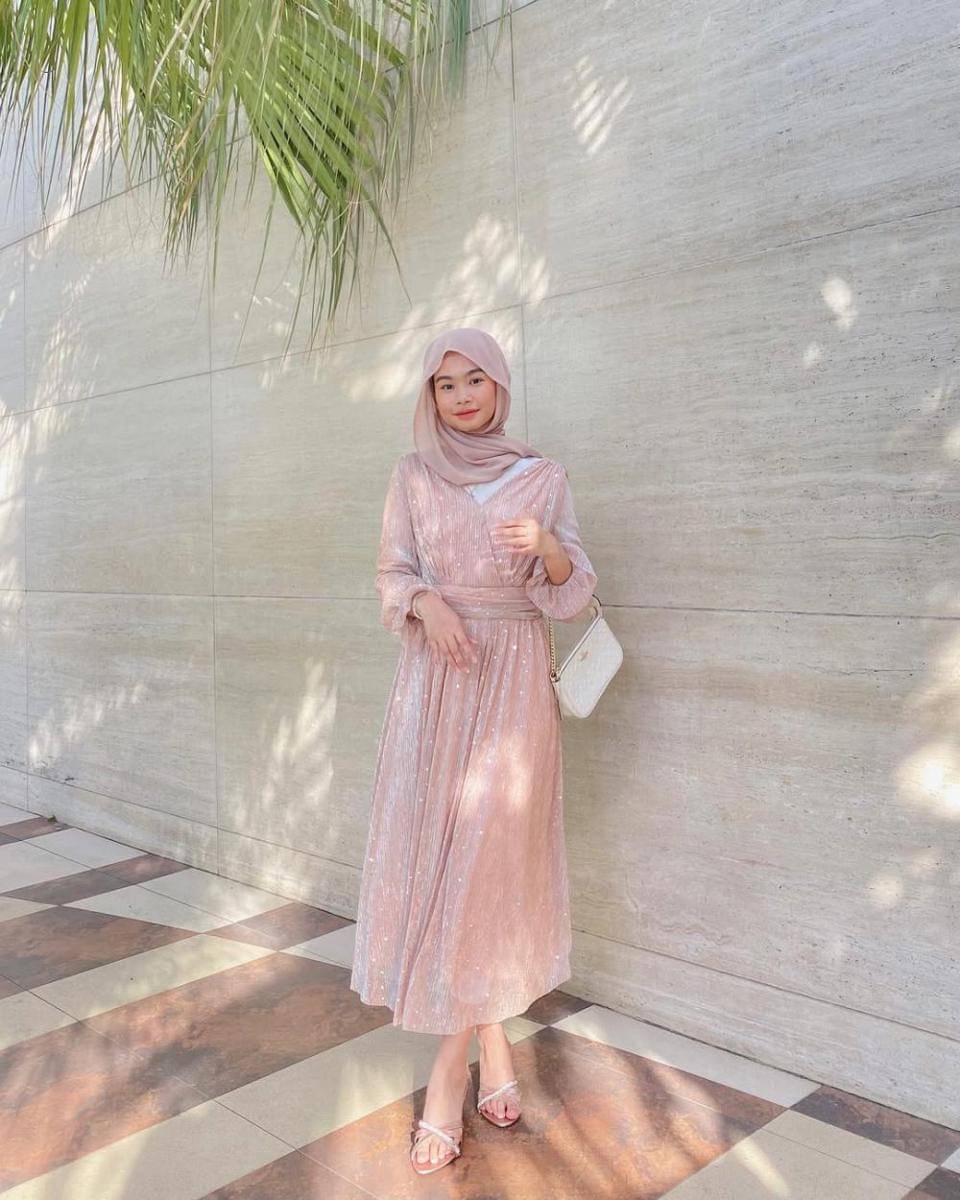 inspirasi coquette style ala Nola Clara (instagram.com/nolaclr.a)