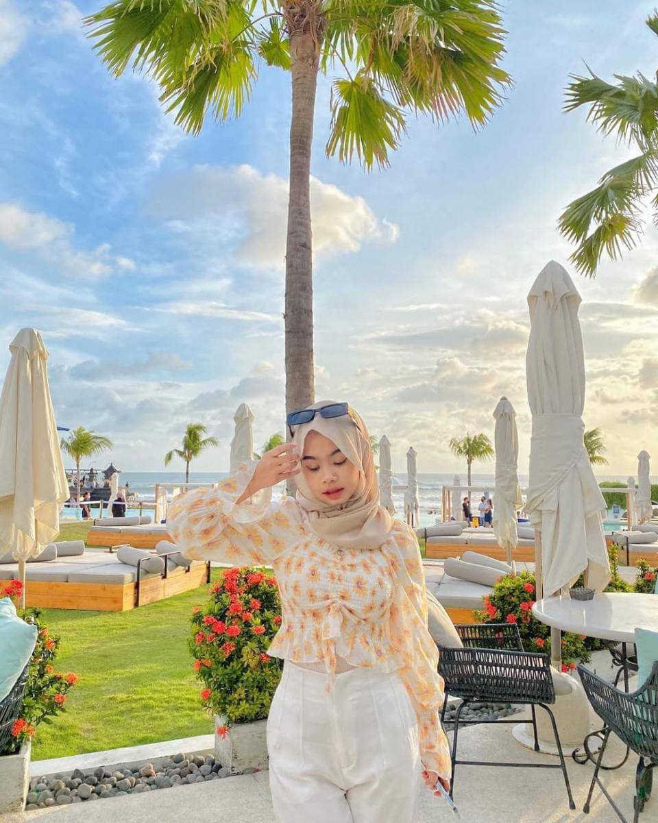 inspirasi coquette style ala Nola Clara (instagram.com/nolaclr.a)