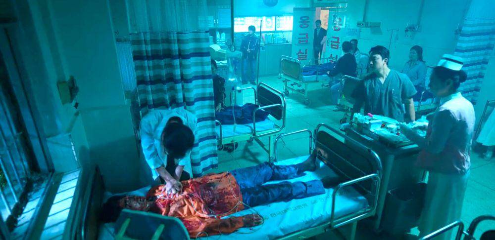 Cuplikan serial The Trauma Code: Heroes on Call (dok. Netflix/The Trauma Code: Heroes on Call)