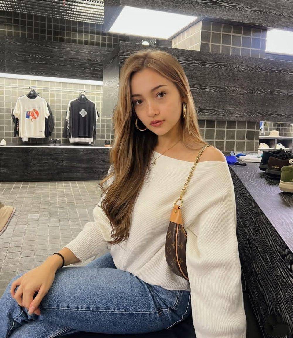 Megan Domani (instagram.com/megandomani1410)