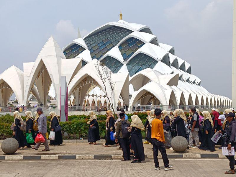Pungli di Al Jabbar Saat Libur Panjang, Empat Jukir Liar Diamankan