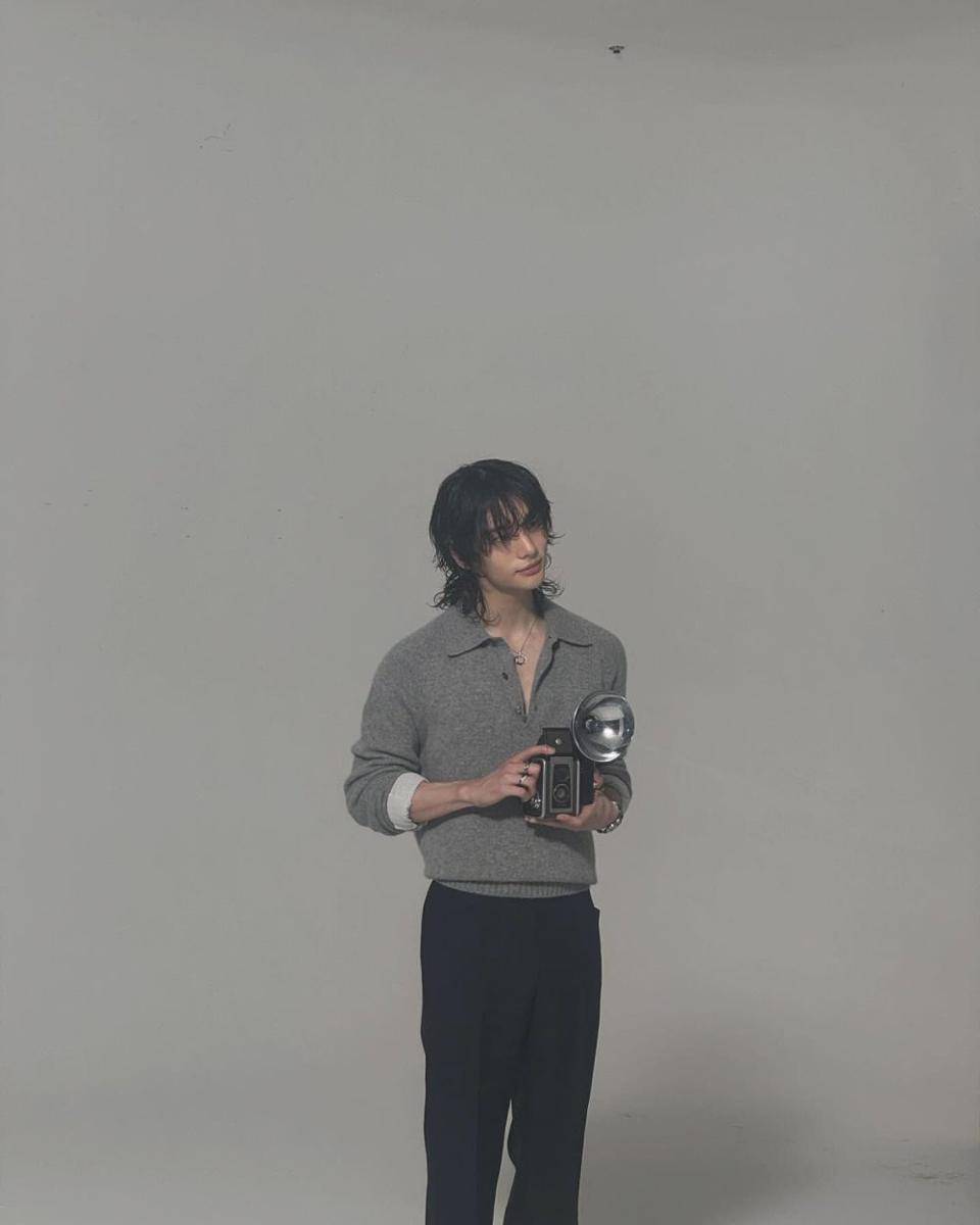 OOTD ala Hyunjin STRAY KIDS (instagram.com/hynjinnnn)