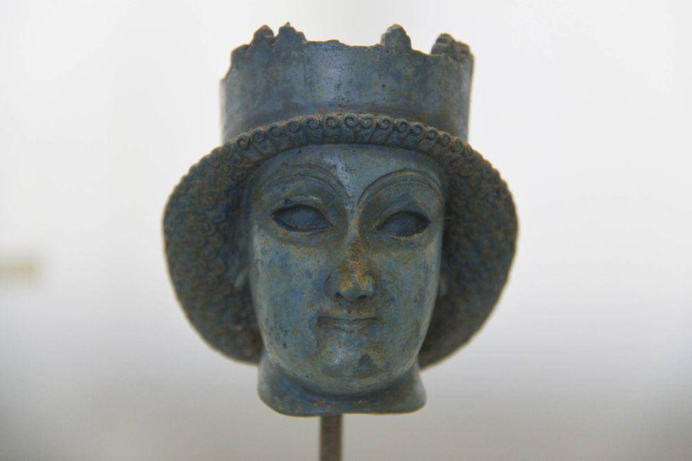 Ilustrasi Atossa (DanielTheGreat, CC BY-SA 4.0, via Wikimedia Commons)