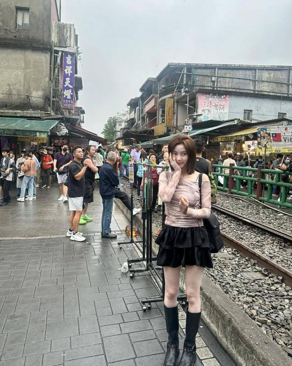 Shin Soo Hyun (instagram.com/xinsooo)