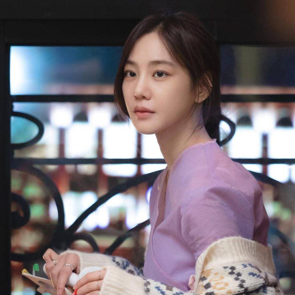 inspirasi makeup Han Ji Eun (instagram.com/hanjieun0603)