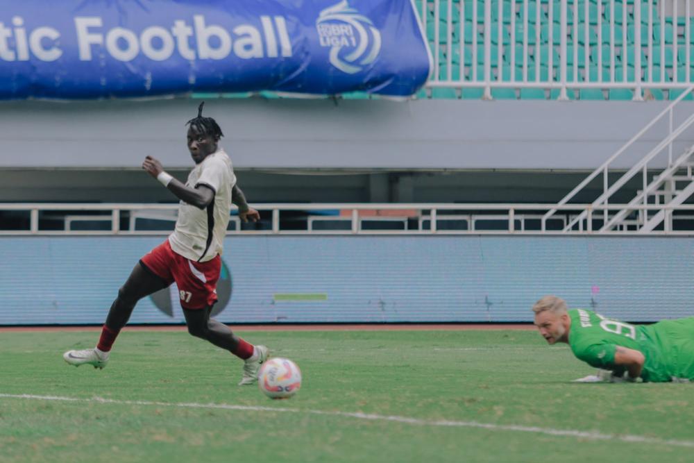 Saling Berbalas Gol, PSM Makassar Takluk 3-2 dari Dewa United