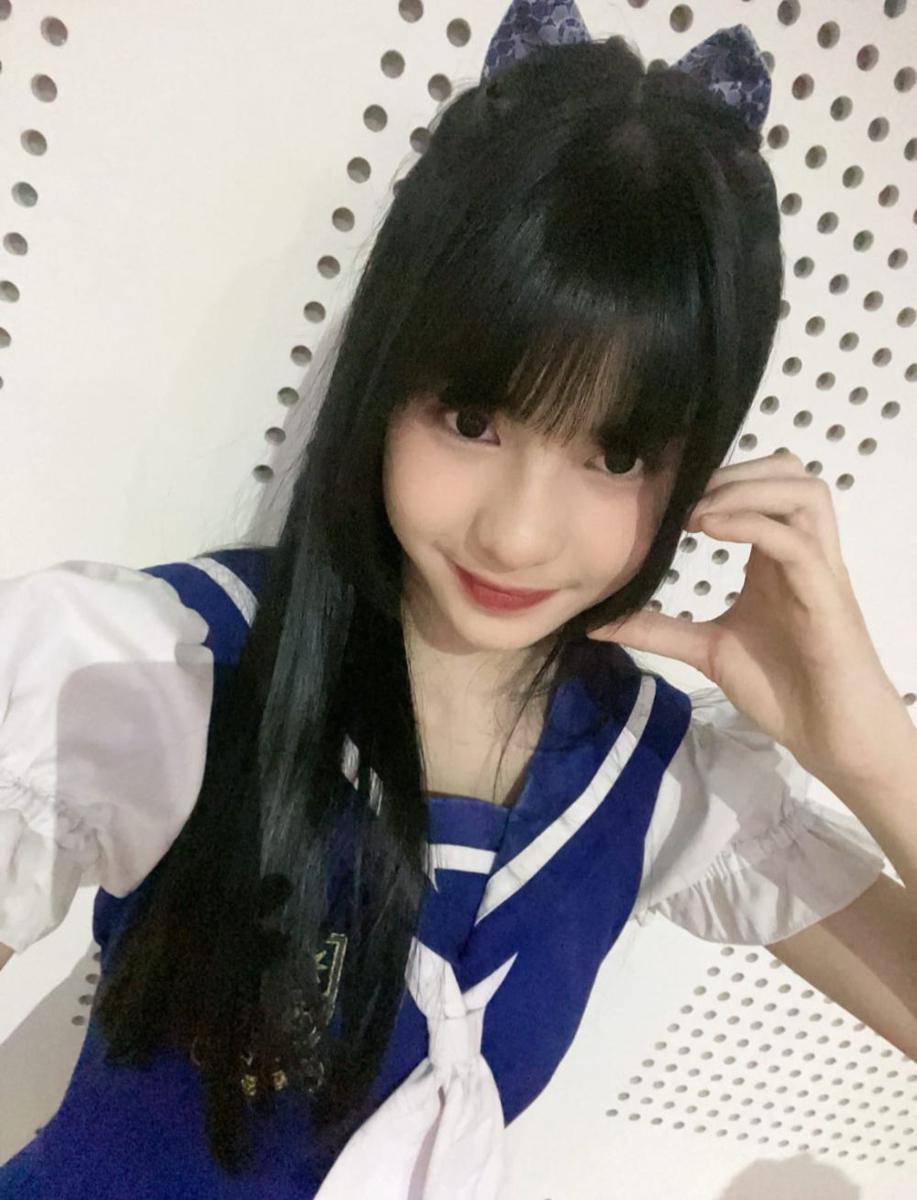 Trisha JKT48 (x.com/JTrisha_JKT48)