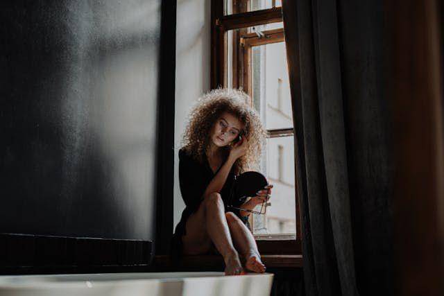 Ilustrasi langkah menghindari emosi negatif (pexel.com/cottonbro studio)