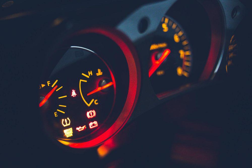 Ilustrasi lampu peringatan dashboard (pexels.com/Erik McLean)