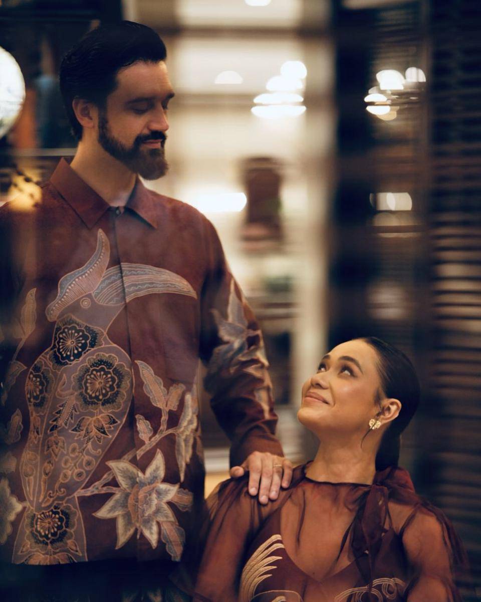 Sara Wijayanto dan Adinia Wirasti di pernikahan Wisnu Hardani (Instagram.com/adiniawrst)