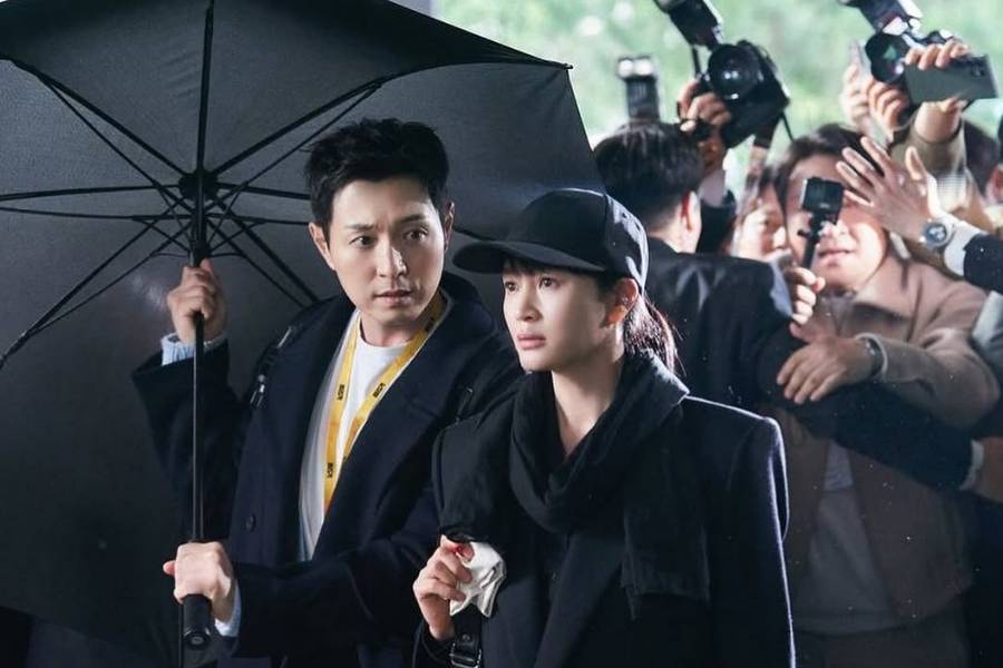 Still cut Unmasked (instagram.com/hs_kim_95)
