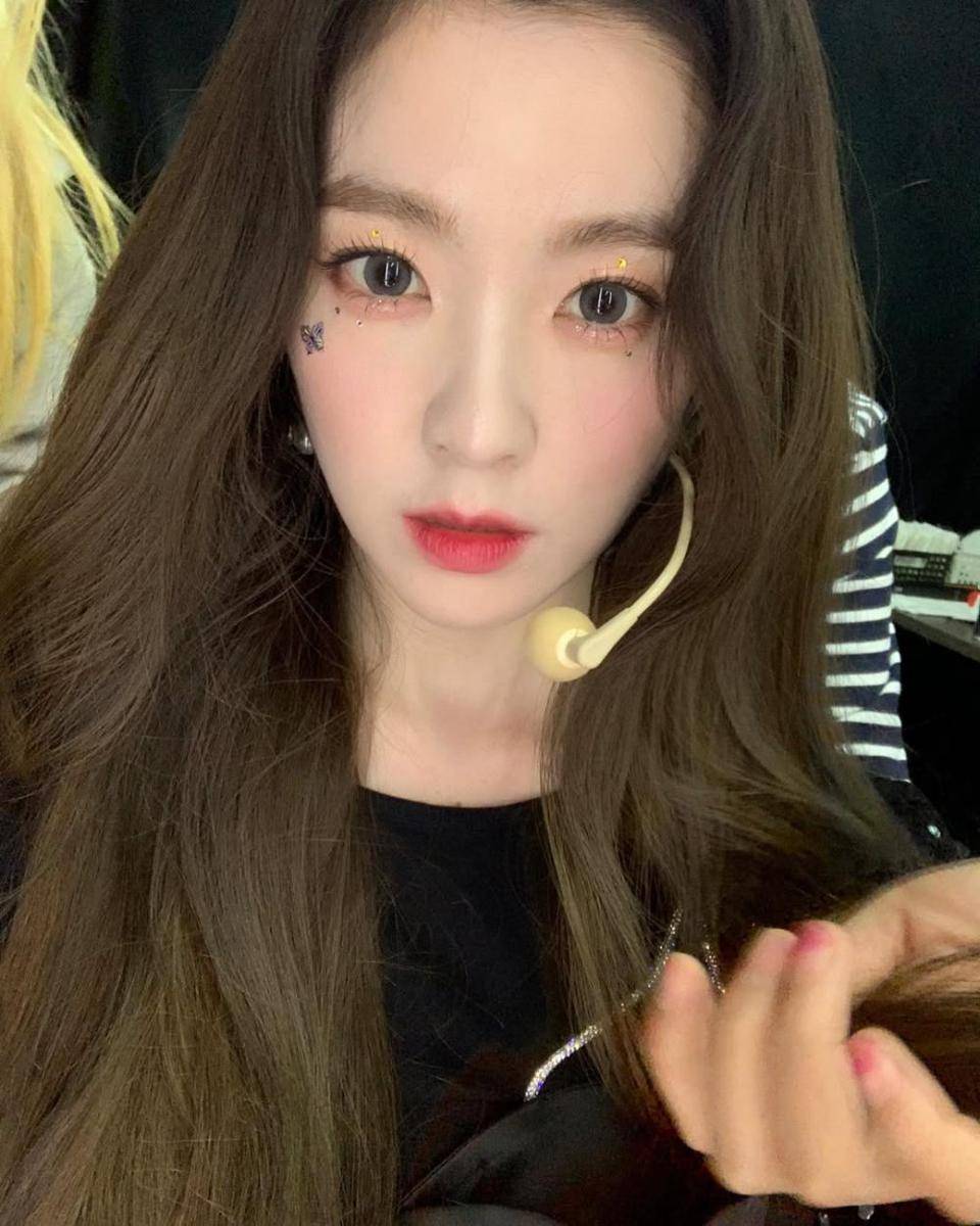 Gaya make up ala Irene Red Velvet (instagram.com/renebaebae)