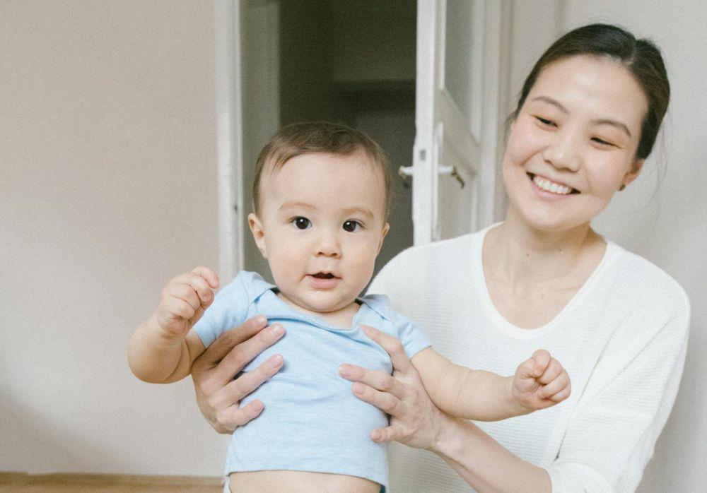 5 Tips Mencari Babysitter, Rekrut dari Lembaga Resmi yang Aman