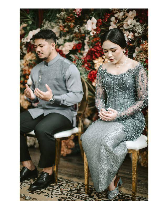 potret pertunangan Muhammad Sadam dan Gladys Victory (Instagram.com/sadam.jpg)