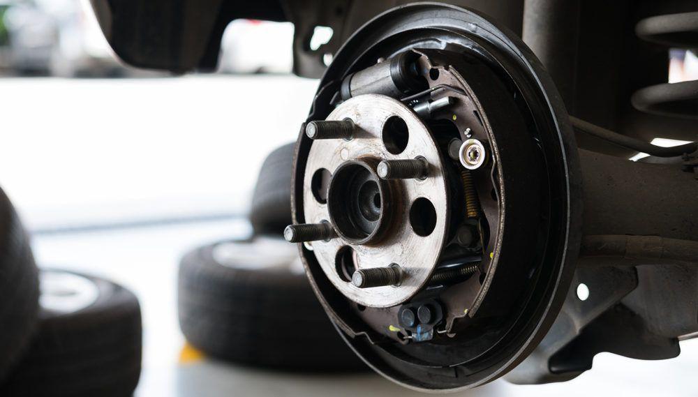 Ciri-ciri Bearing Roda Mobil yang Aus