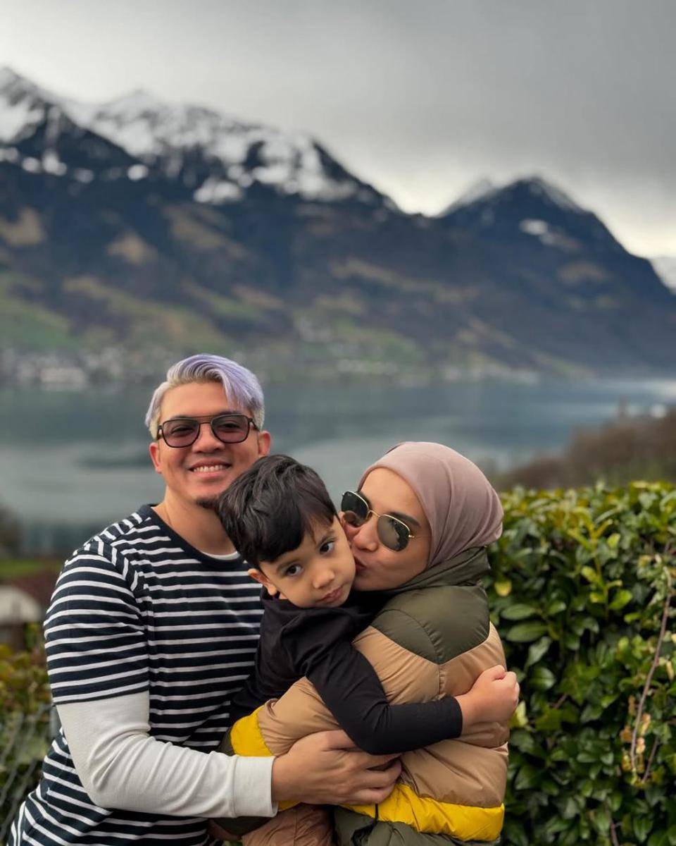 Potret keluarga Zaskia Sungkar (Instagram.com/zaskiasungkar15)