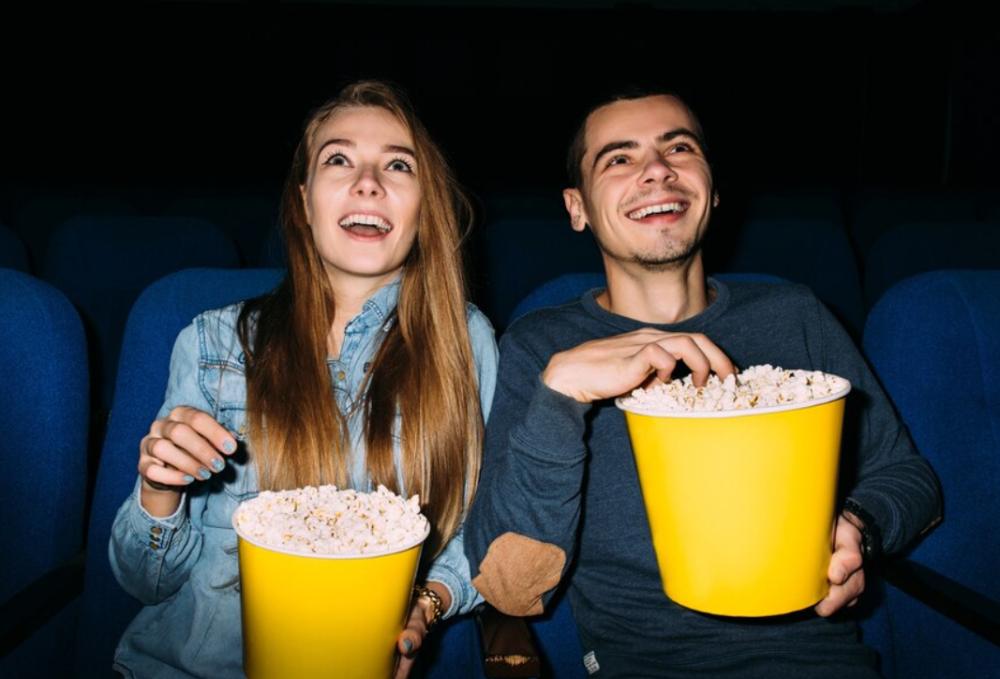 Movie Freak! Ini 5 Zodiak yang Paling Suka Nonton Film