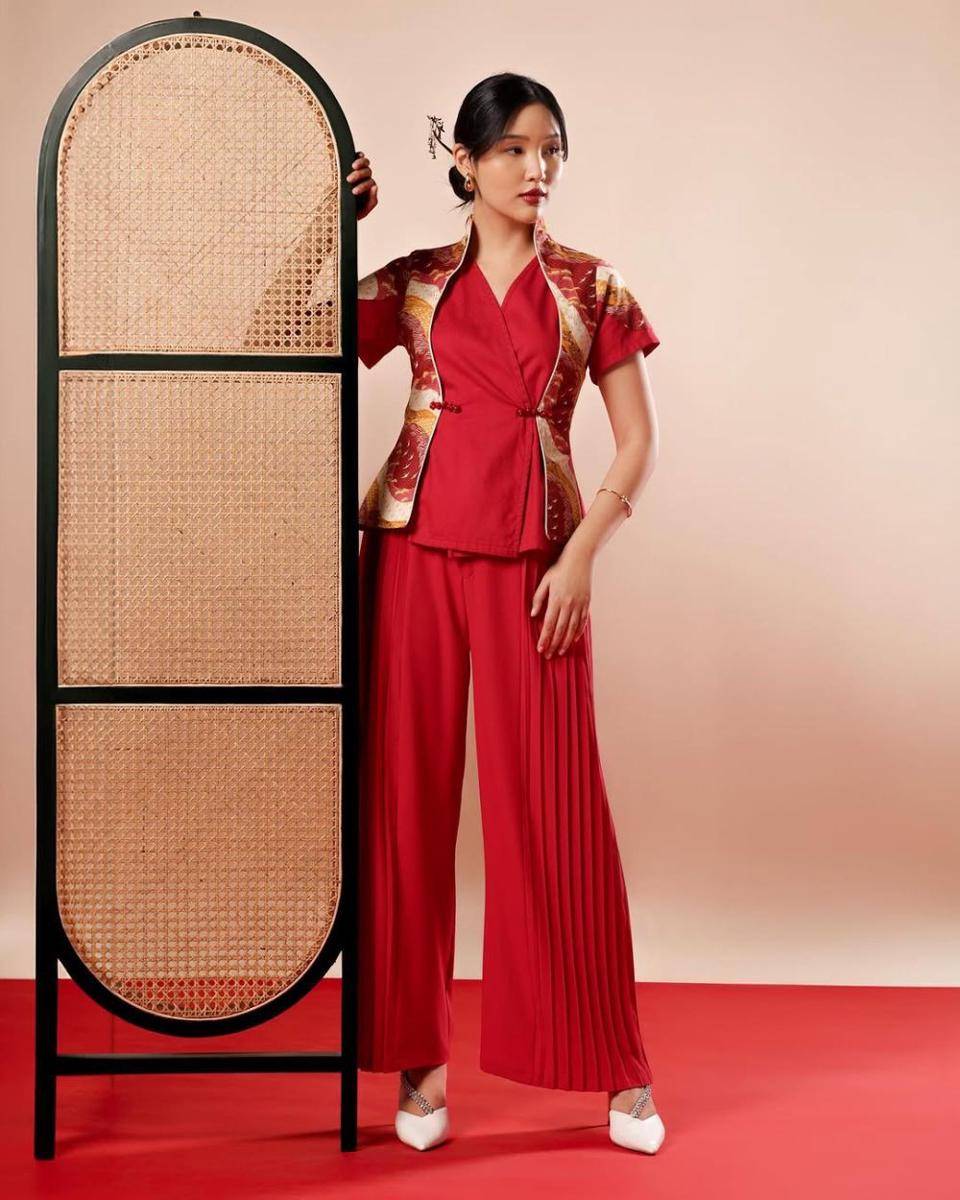 Tren Fashion 2025 Terinspirasi dari Tahun Ular Kayu (instagram.com/minimal_stores)