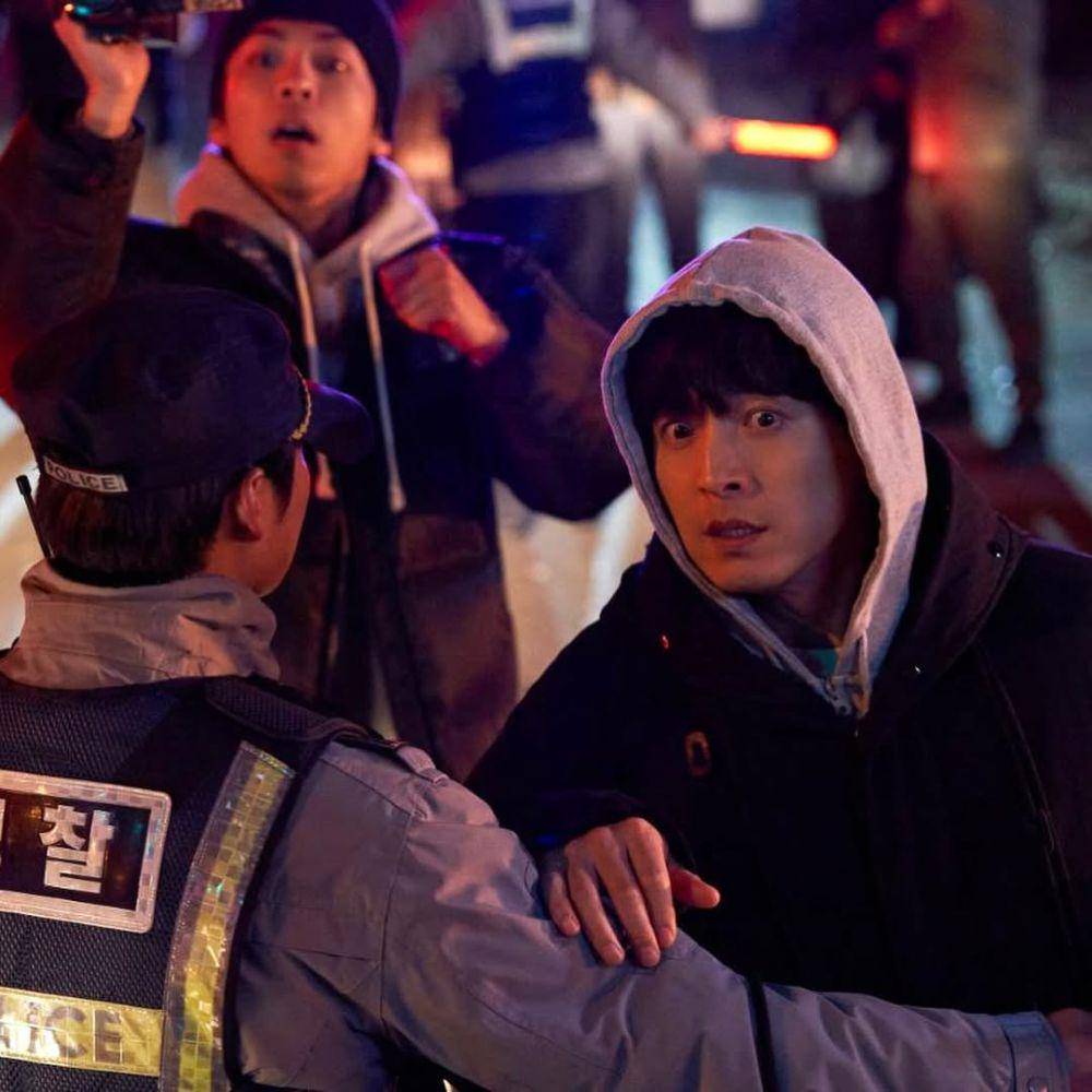 Still cut Unmasked (instagram.com/hs_kim_95)