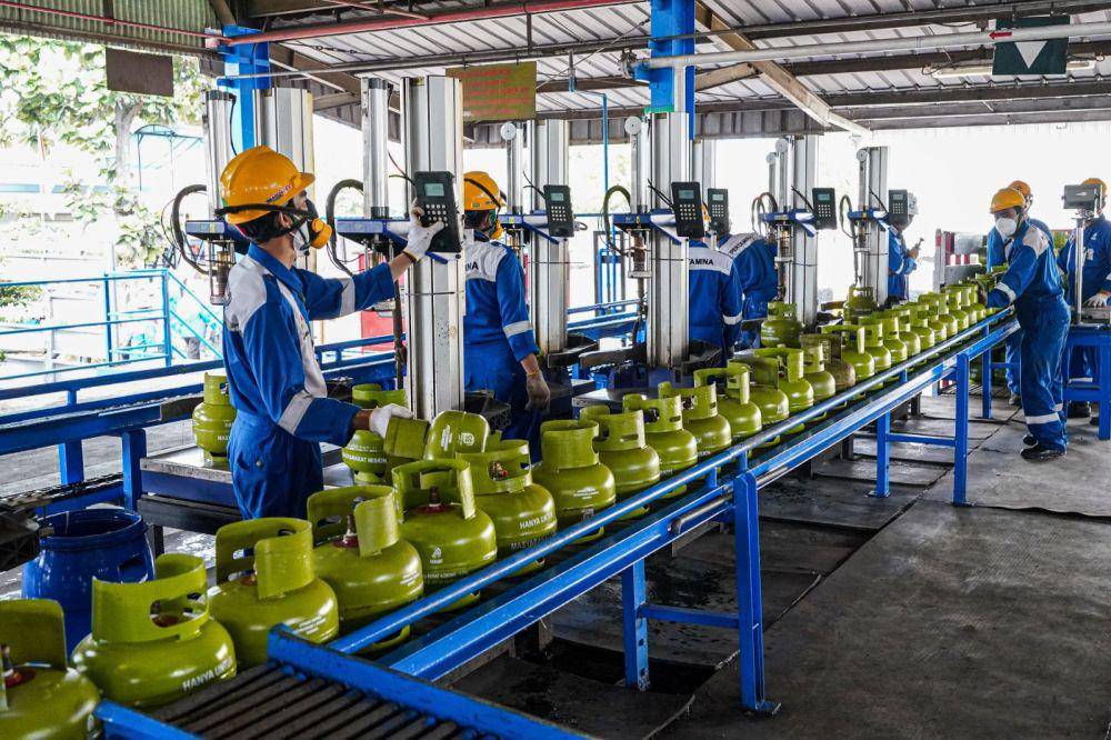 Untuk mengantisipasi peningkatan kebutuhan masyarakat selama libur nasional Isra Miraj dan Imlek, PT Pertamina Patra Niaga menyalurkan tambahan fakultatif LPG 3 kg secara nasional dengan total lebih dari 9 juta tabung. (Dok. Pertamina)