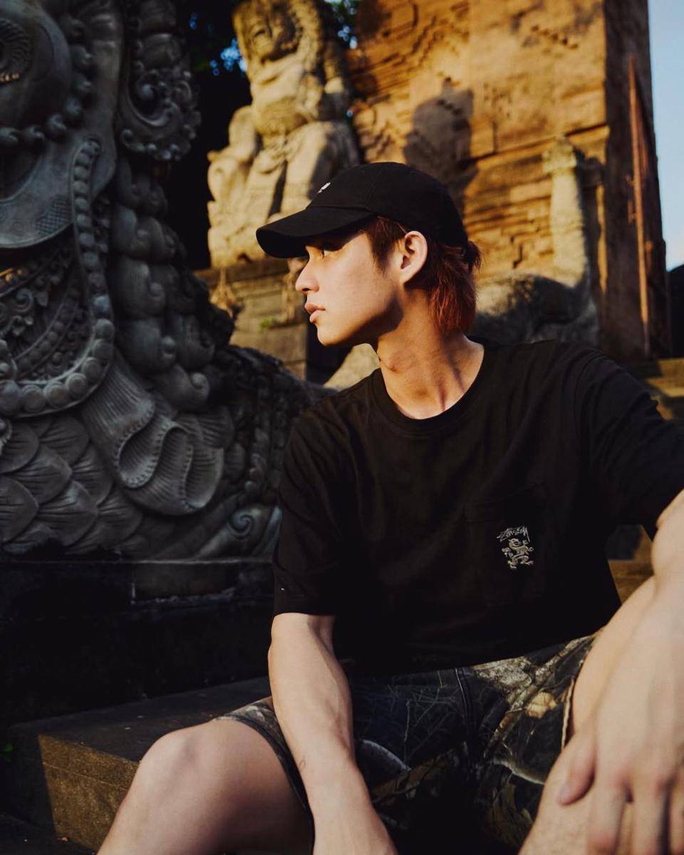 ragam street style ala Bright Vachirawit (instagram.com/bbrightvc)