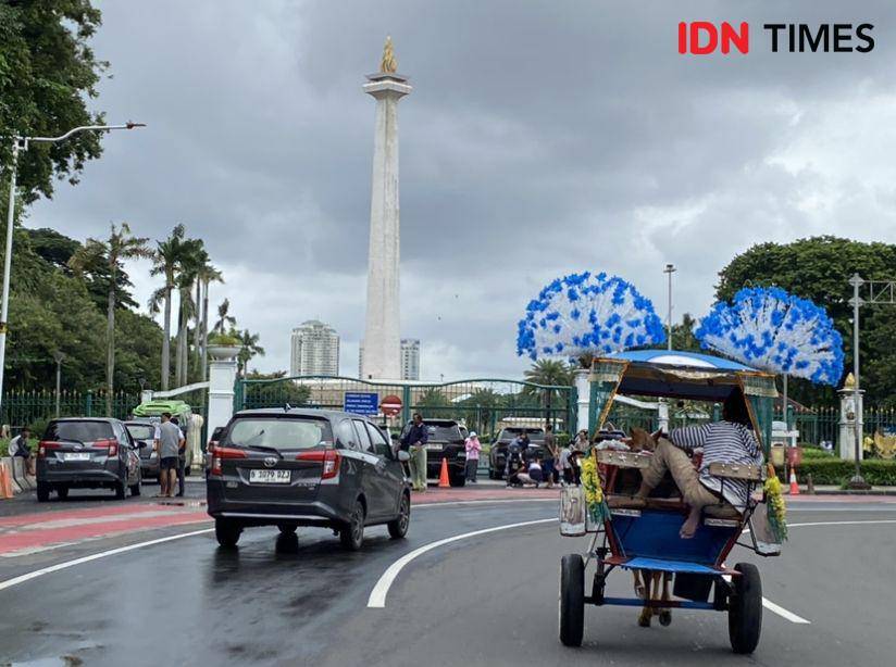 Potret Sekitar Monas usai Diterjang Banjir 30 Cm Selasa Malam