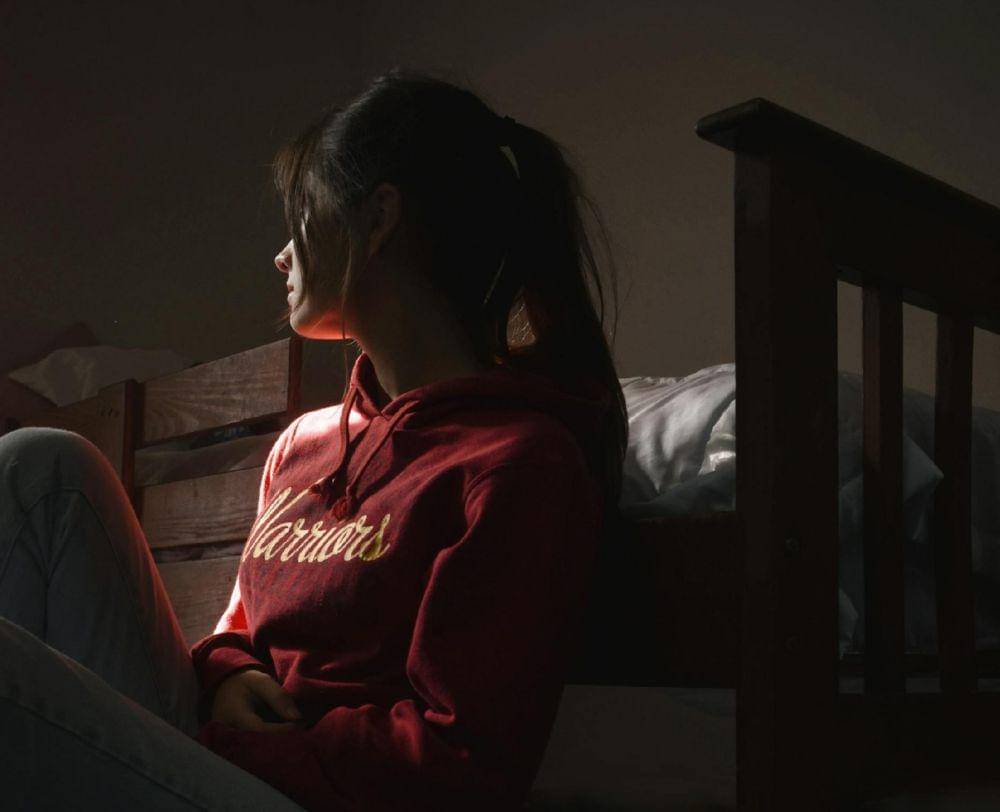 ilustrasi menyendiri sejenak (pexels.com/Sofia Alejandra)