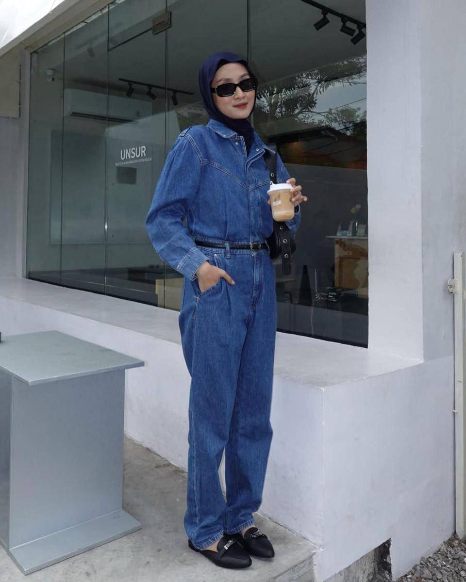 Inspirasi outfit ala Inas Rana (instagram.com/inasrana)