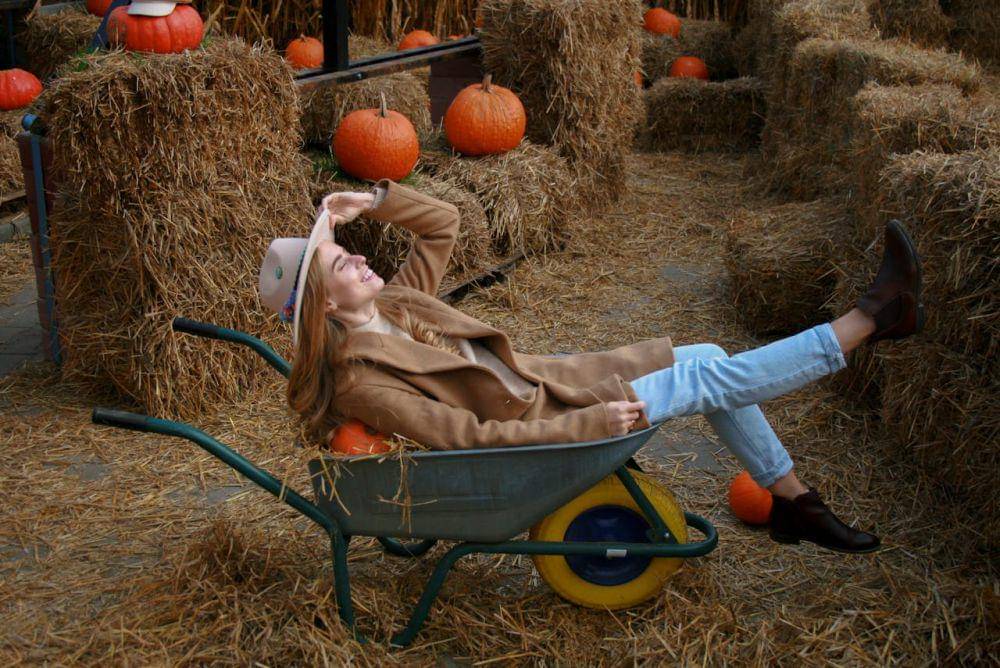 ilustrasi seorang perempuan (pexels.com/Alina Kovalchuk)