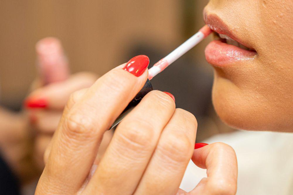 5 Alasan Kenapa Lipstick Nude jadi Favorit Banyak Perempuan