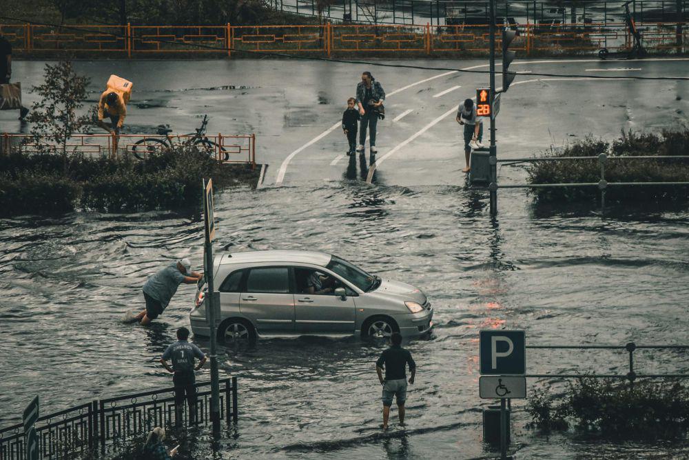 5 Doa agar Banjir Cepat Surut: Arab, Latin dan Artinya