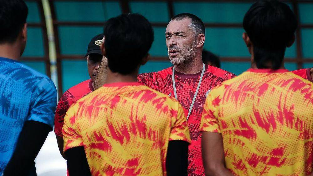 Ze Gomes tak datangkan pemain pilihannya ke Arema. (FOTO: @aremafcofficial)
