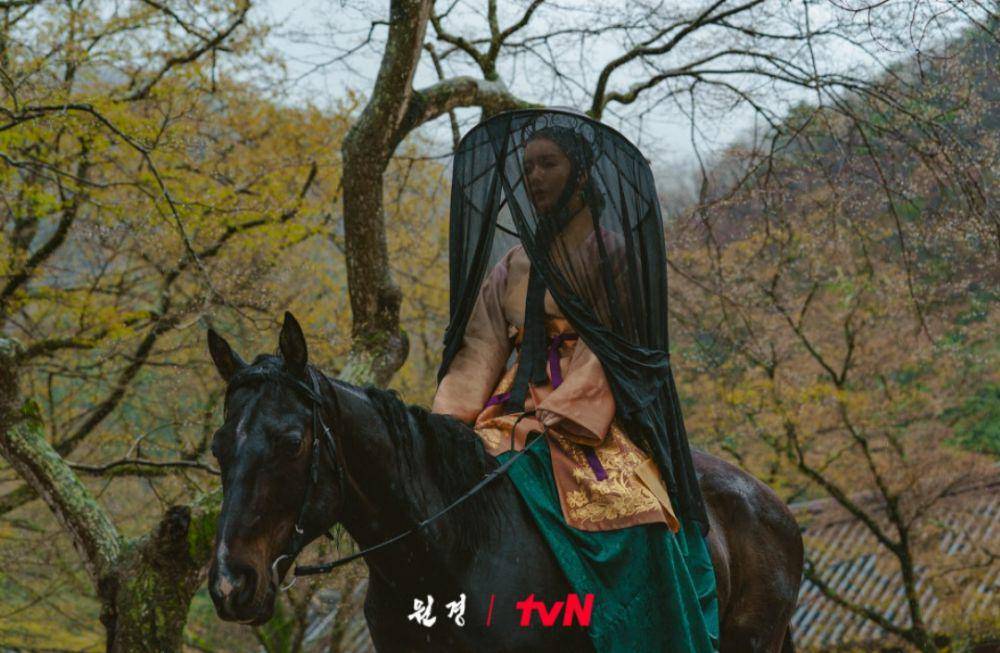 Cuplikan drakor The Queen Who Crowns (dok.tvN/The Queen Who Crowns)