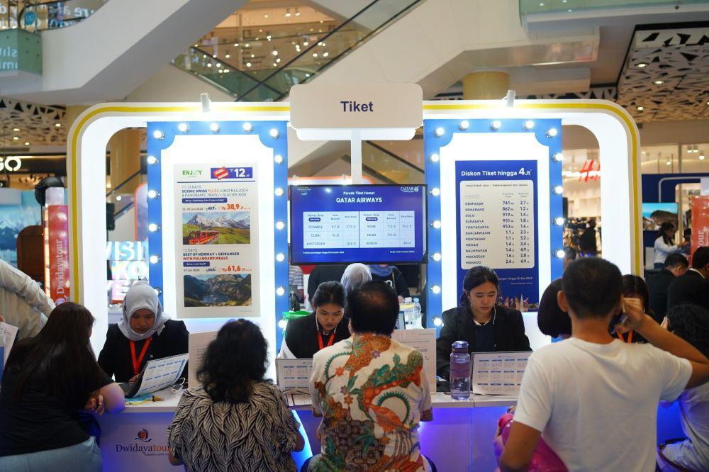 Pameran Wisata Dwidayatour Carnival 2025 Sambangi Warga Makassar