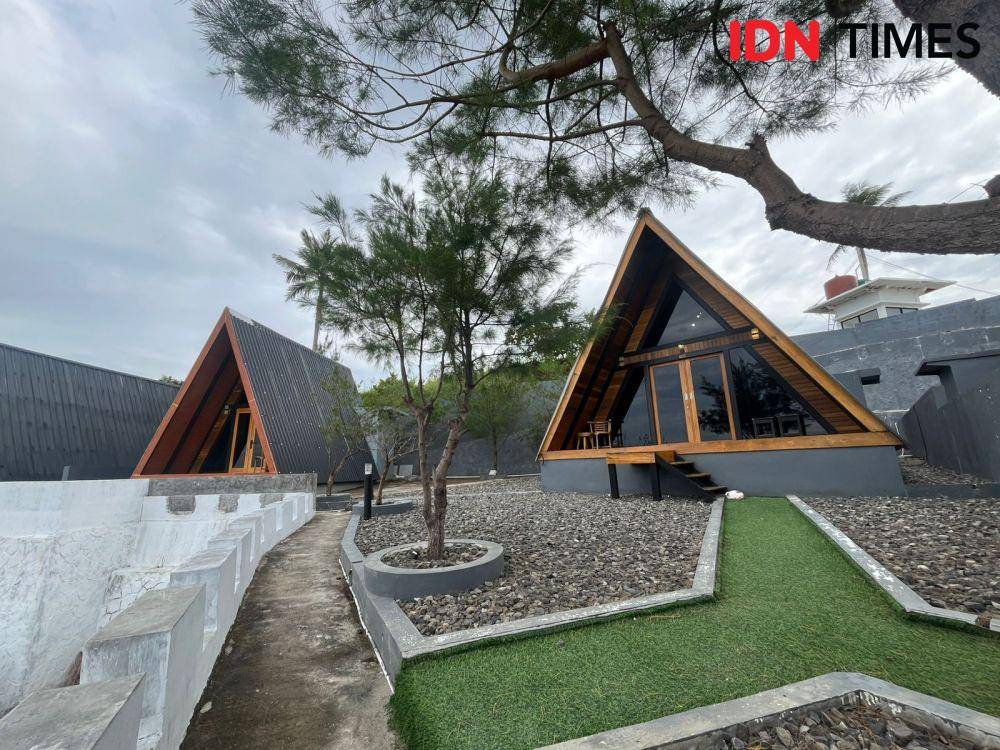 Rumah Kayu di Karangpotong Ocean View (IDN Times/Dwi Agustiar)