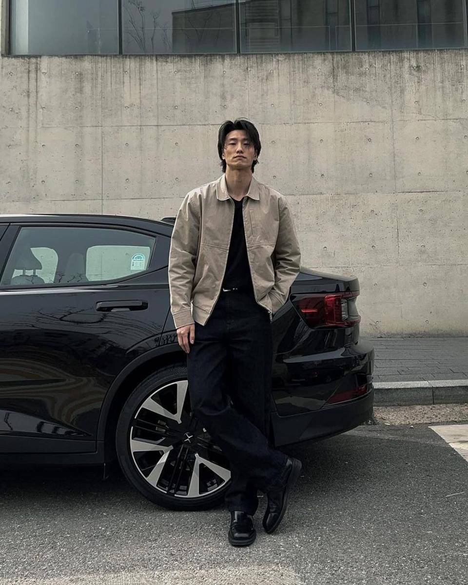 potret outfit pacaran pria ala Korean style (instagram.com/siiiido)