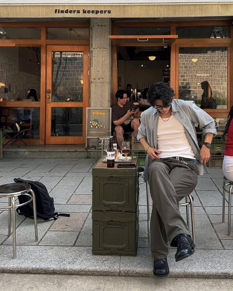potret outfit pacaran pria ala Korean style (instagram.com/siiiido)