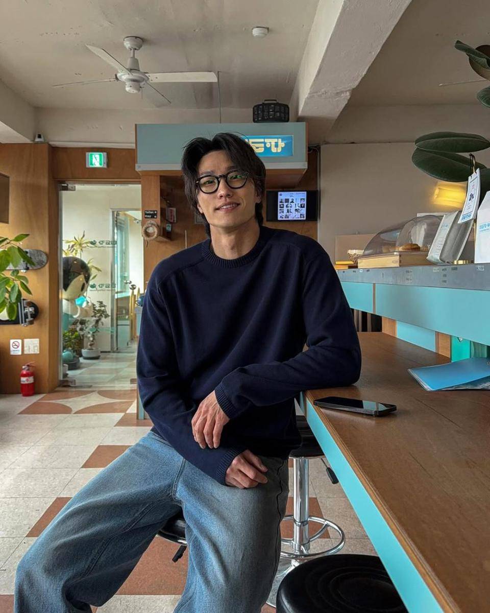 potret outfit pacaran pria ala Korean style (instagram.com/siiiido)