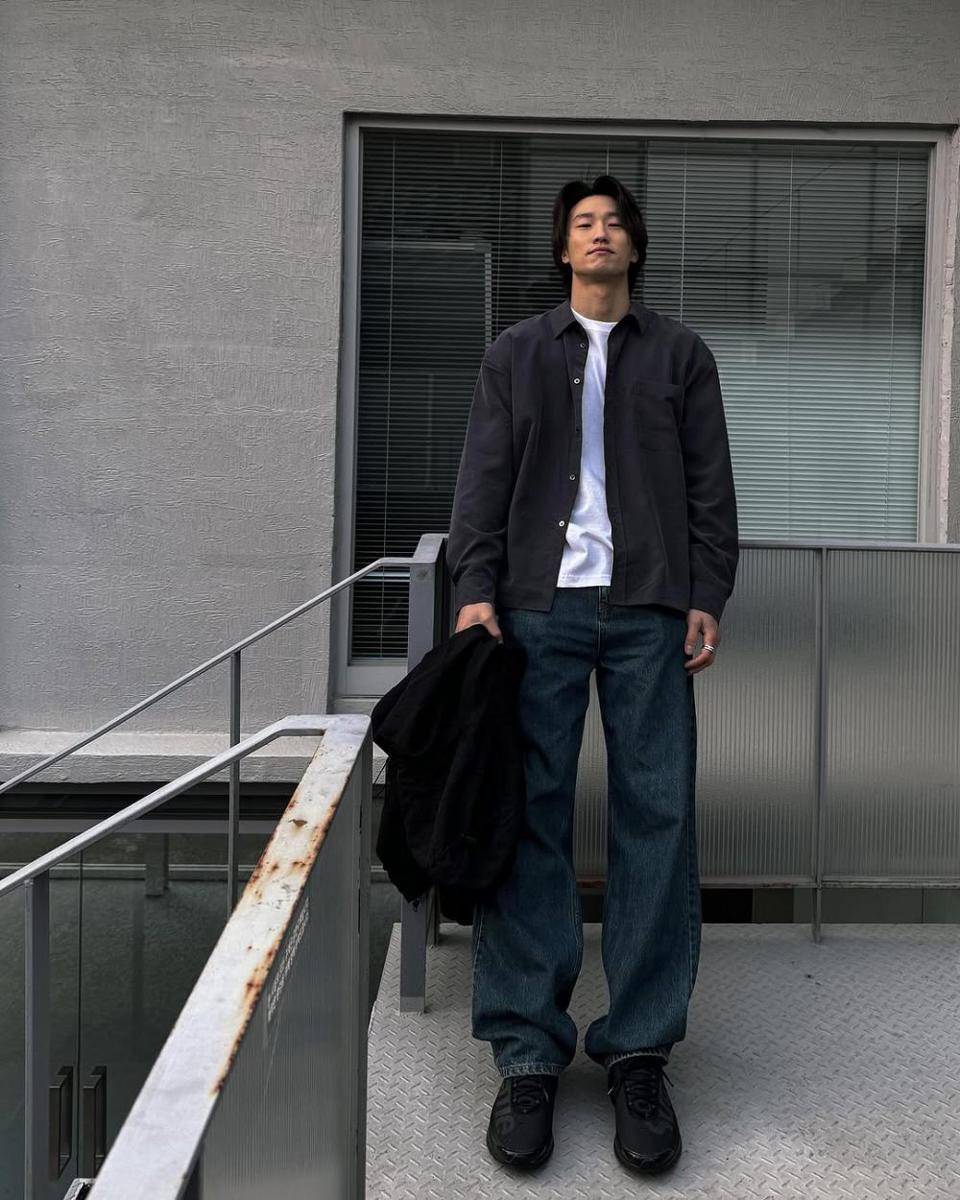 potret outfit pacaran pria ala Korean style (instagram.com/siiiido)