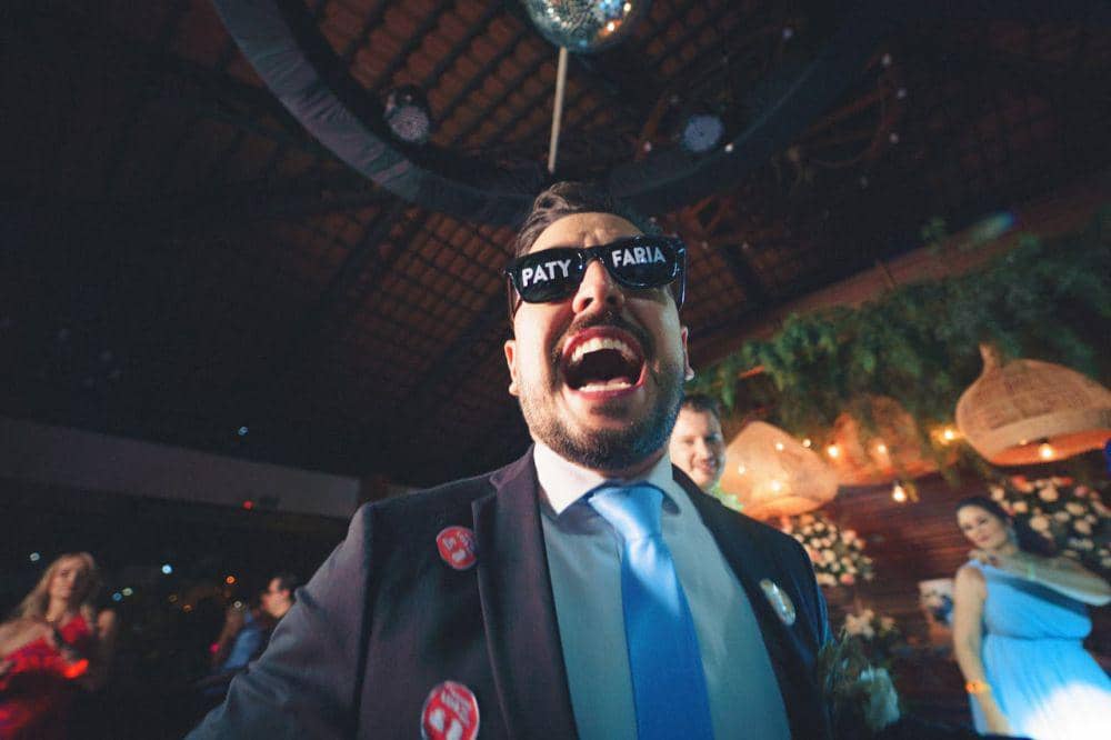 ilustrasi berpesta (pexels.com/Juliano Goncalves)