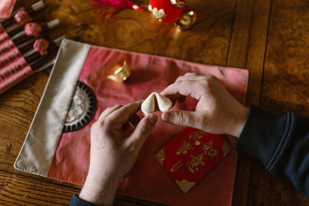 [QUIZ] Pilih Fortune Cookie dan Temukan Pesan Keberuntunganmu Mendatang